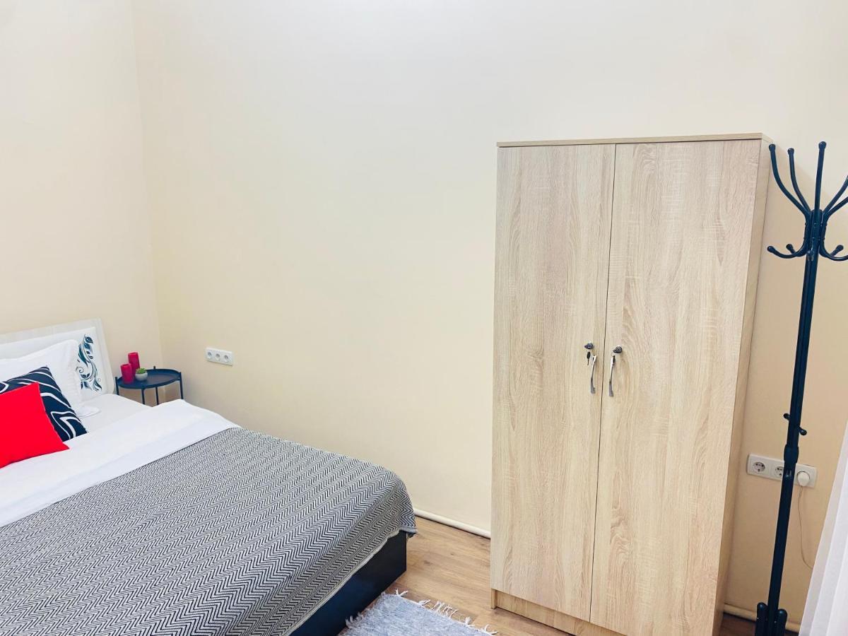 Like Home Rooms Almatî Exterior foto